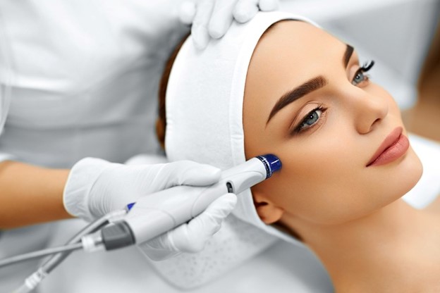 معتبرترین کلینیک زیبایی در شیراز
