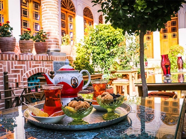 بهترین رستورانها و کافههای شیراز از نگاه کاربران